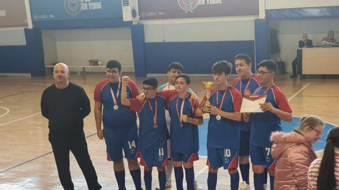 Futsal Takımımızı tebrik ediyoruz.